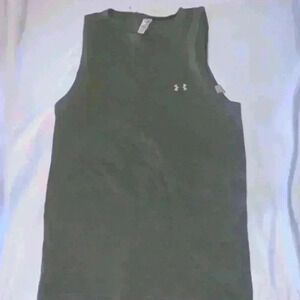 Under Armour Womens SM Tank Top T-Shirt Heatgear Workout Polyester Blend